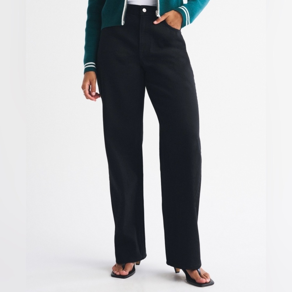 Abercrombie & Fitch Curve Love High Rise Loose Jean